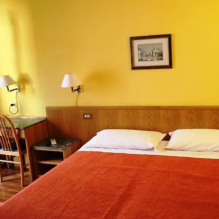 Vecchia Hotel 3*