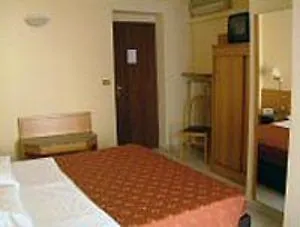 Vecchia 3*
