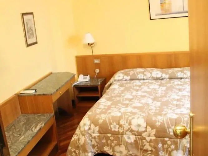 ヴェッキア ホテル