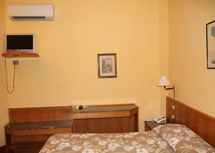 ホテル ヴェッキア 3*