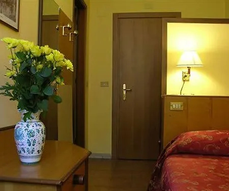 Vecchia Hotel Milan