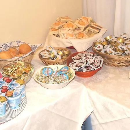 Vecchia Ξενοδοχείο 3*